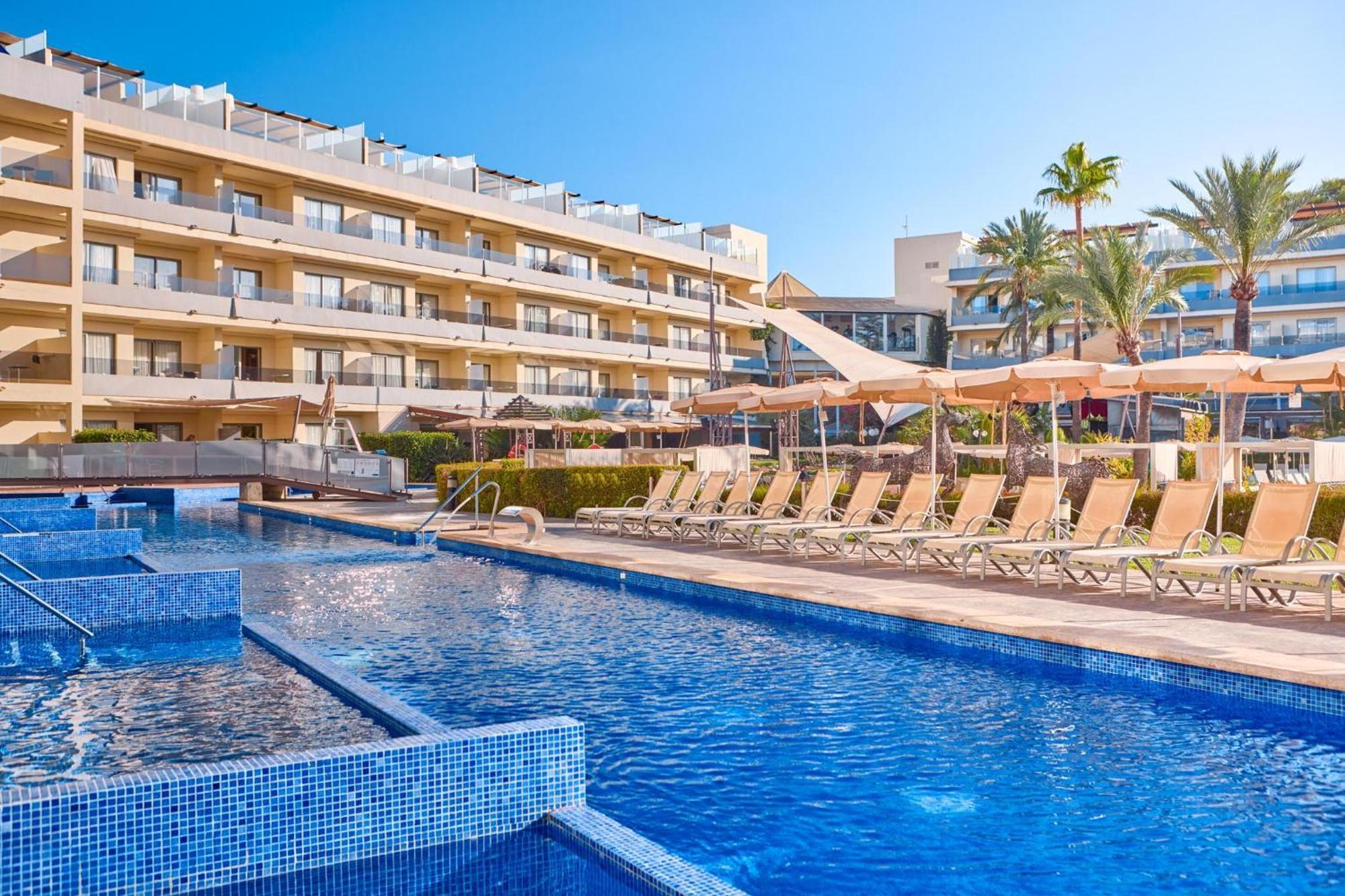 Zafiro Palmanova Aparthotel Exterior foto